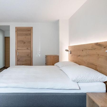 Hotel Zur Traube Brigerbad Екстер'єр фото