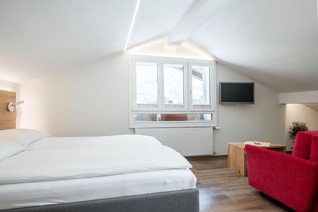 Hotel Zur Traube Brigerbad Екстер'єр фото
